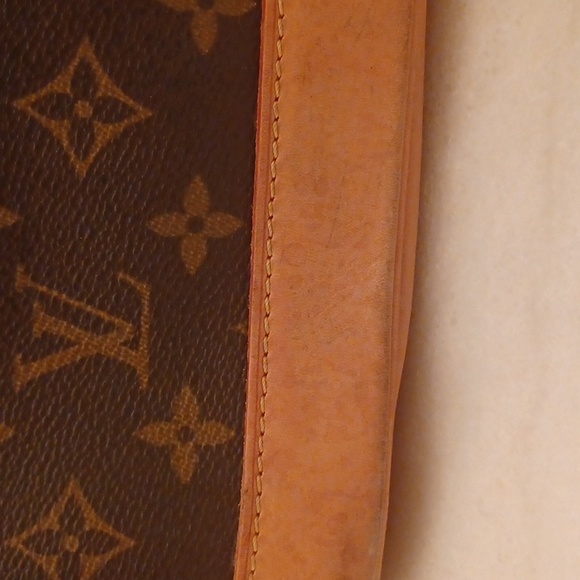 Authentic  alma louis vuttion - Picture 5 of 10